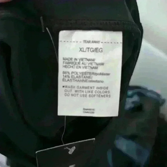 Under Armour XL. Black full length pants - Picture 4 of 4